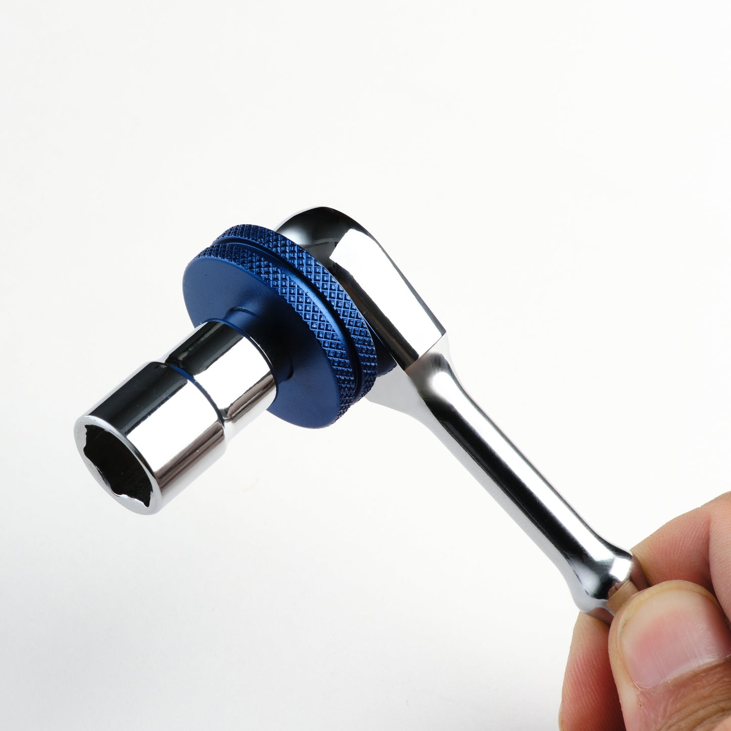 Utoku 1/4 in. to 1/4 in. Drive Thumb Wheel Quick Spinner Adaptor, Blue UT-QA14L