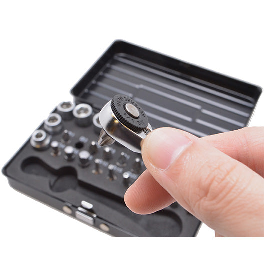 DEEN Low Profile 1/4 in. Drive Metric Socket and Half Cut Bit Set, 30-Piece DNBRS31J