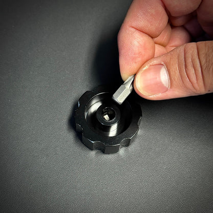 DEEN Stubby Bit Driver W/Stubby PH2 Bit DNDS4-BK